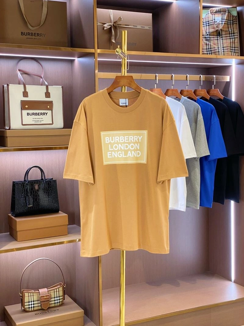Burberry T-Shirts UrbanChic 105253