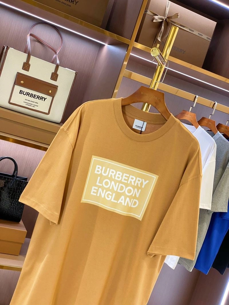 Burberry T-Shirts UrbanChic 105253