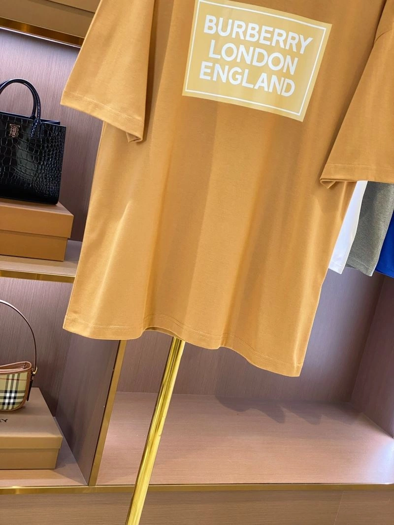 Burberry T-Shirts UrbanChic 105253