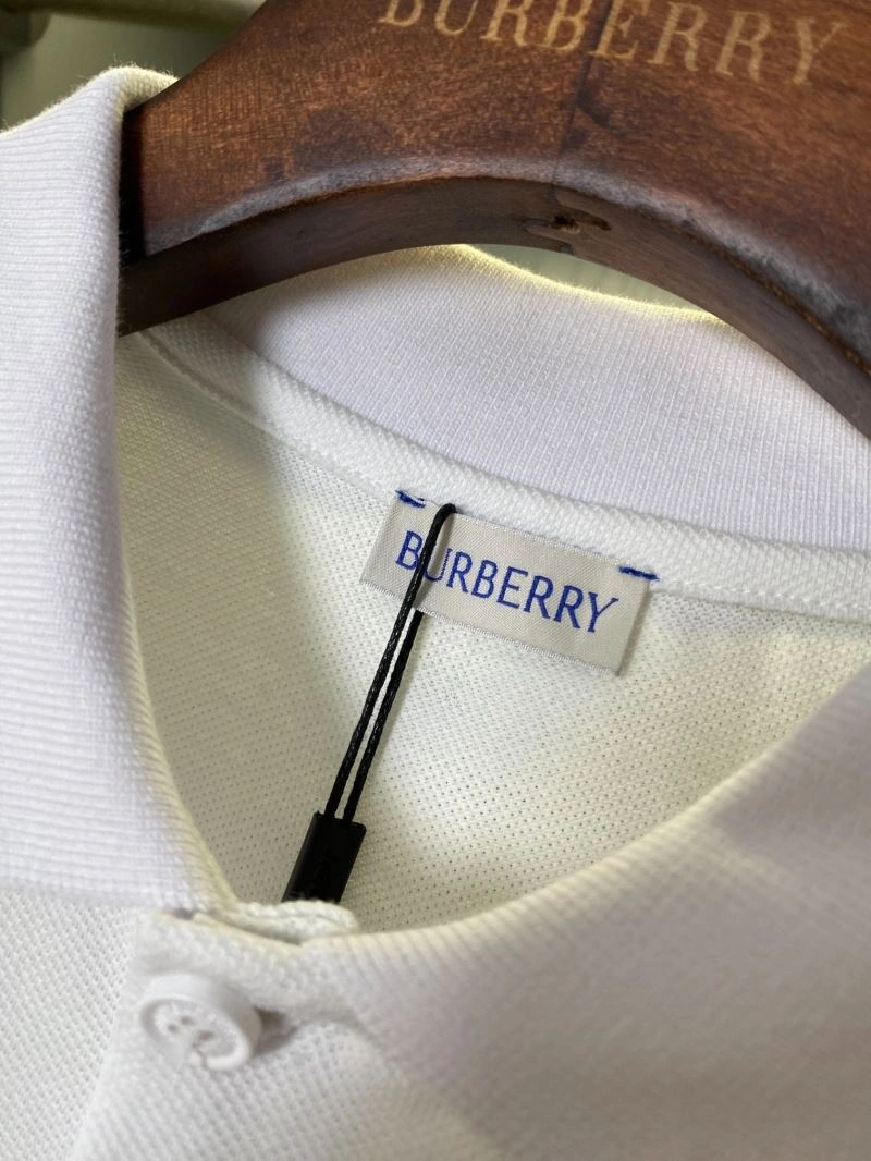 Burberry T-Shirts Sleek 105245