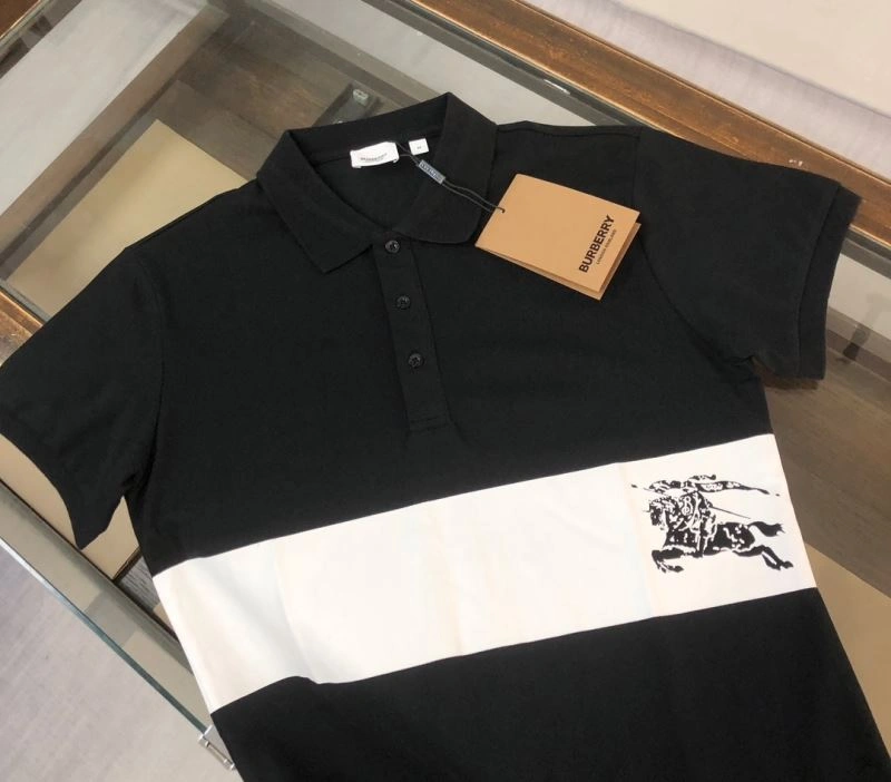 Compact Burberry T-Shirts 105207