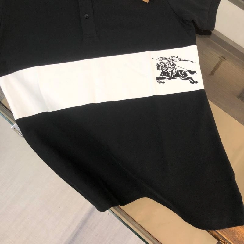 Compact Burberry T-Shirts 105207