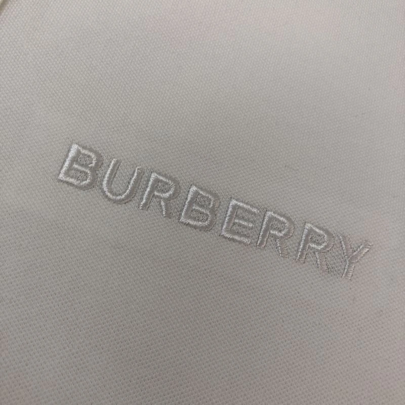 Burberry T-Shirts Timeless 105212