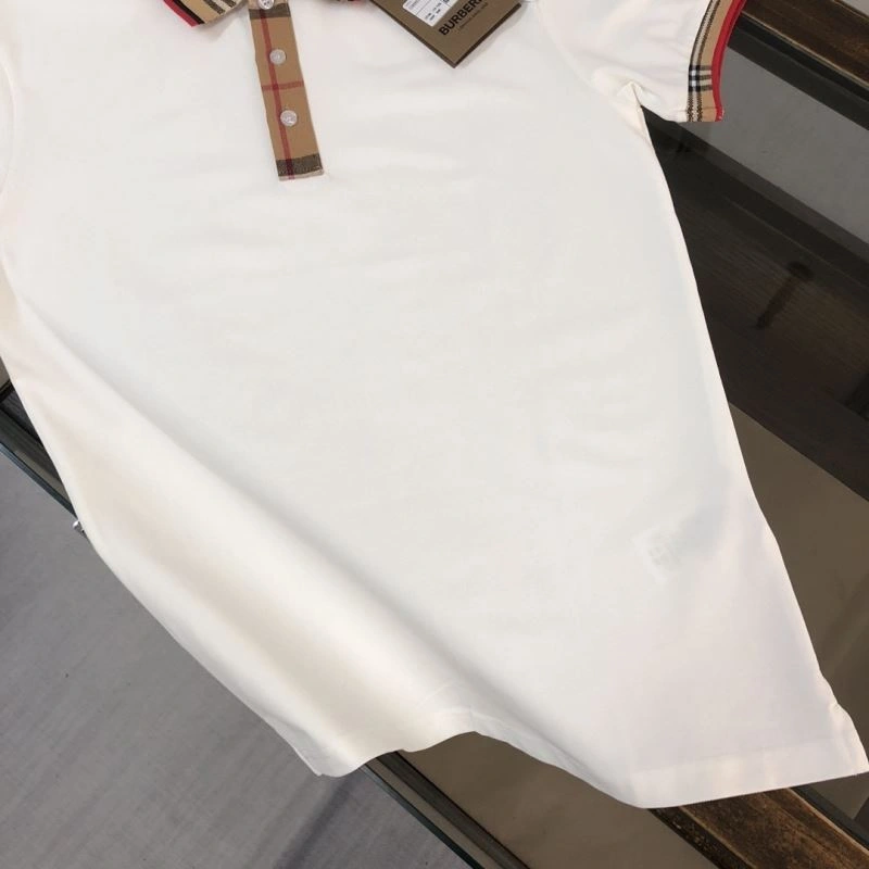 Burberry T-Shirts Sleek 105206