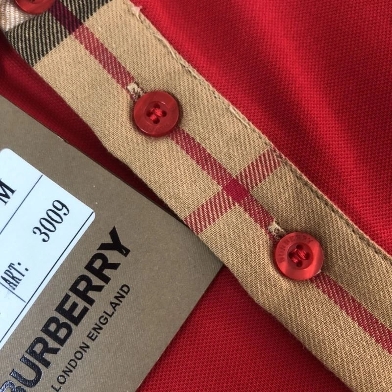 Burberry T-Shirts Versatile 105208