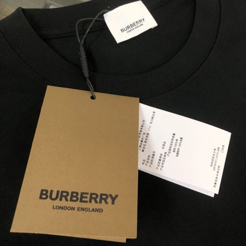 Sleek Burberry T-Shirts 105195