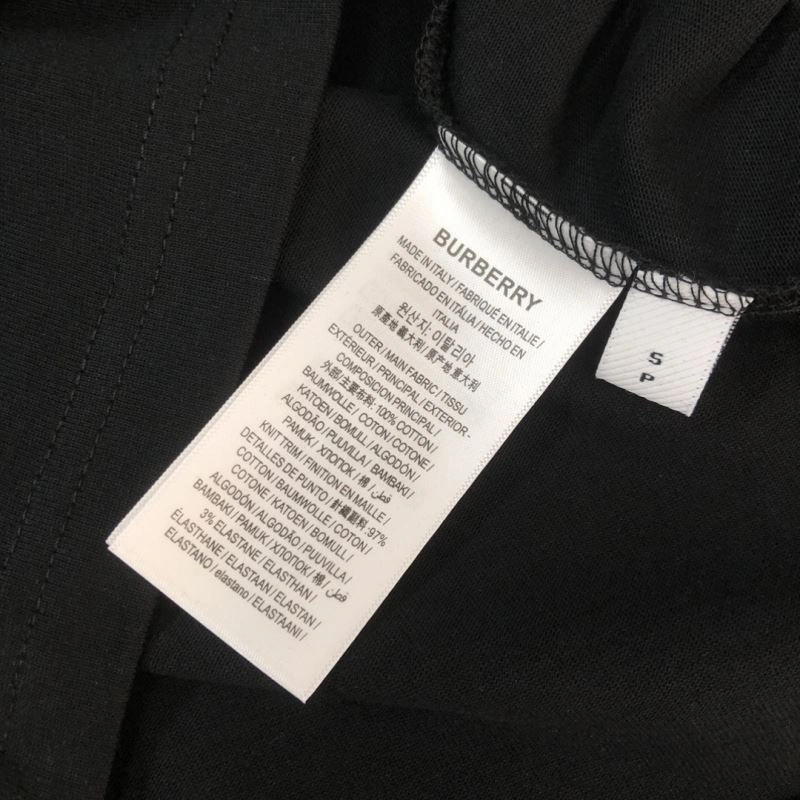 Sleek Burberry T-Shirts 105195