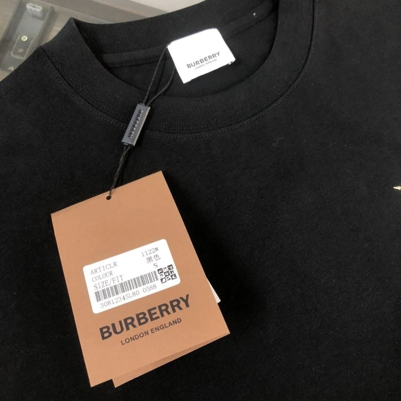 Burberry T-Shirts FlexibleFit 105190