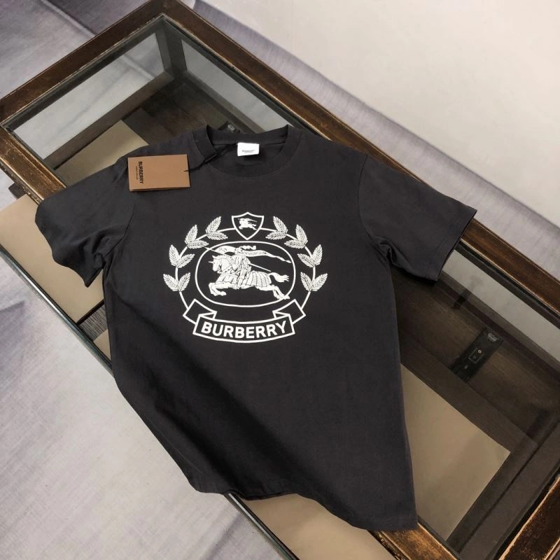 Sleek Burberry T-Shirts 105174