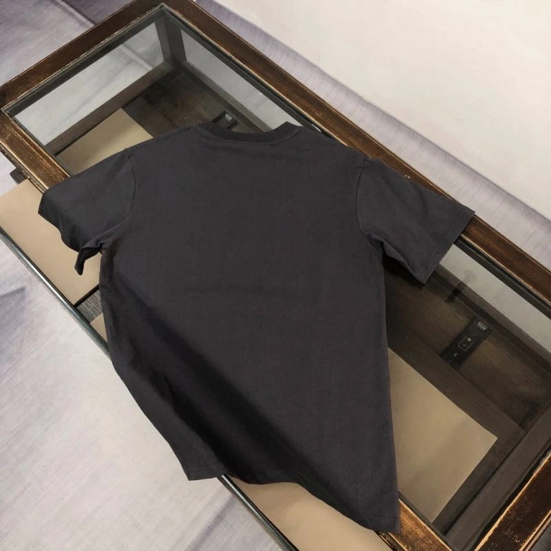 Sleek Burberry T-Shirts 105174