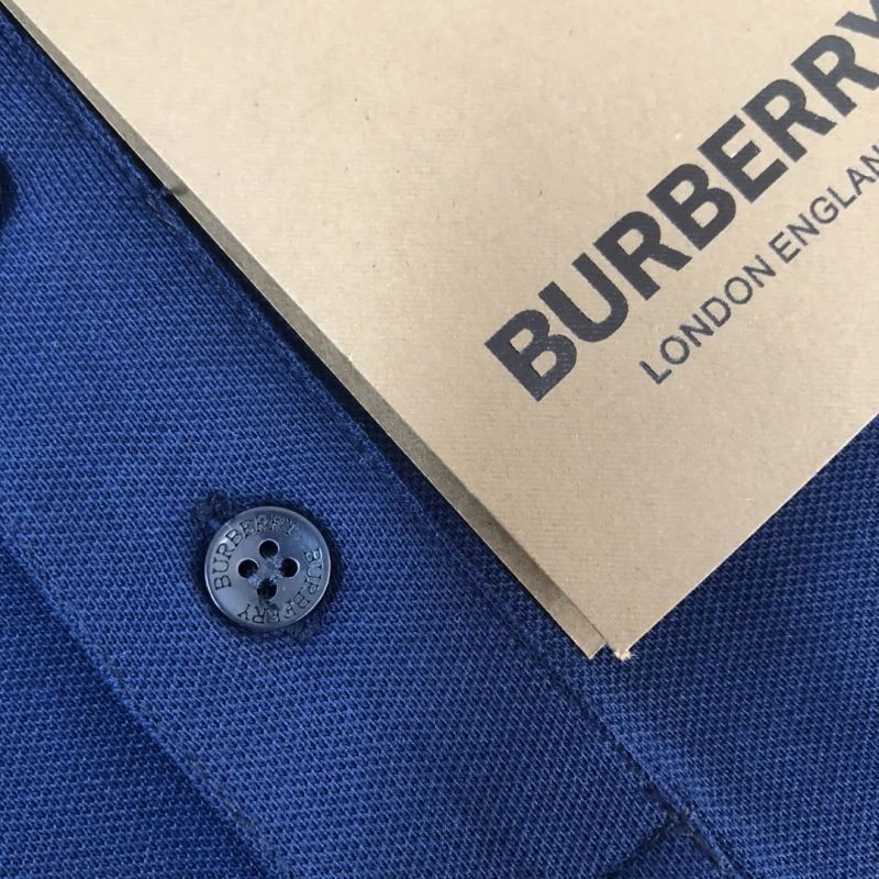 Sleek Burberry T-Shirts 105133