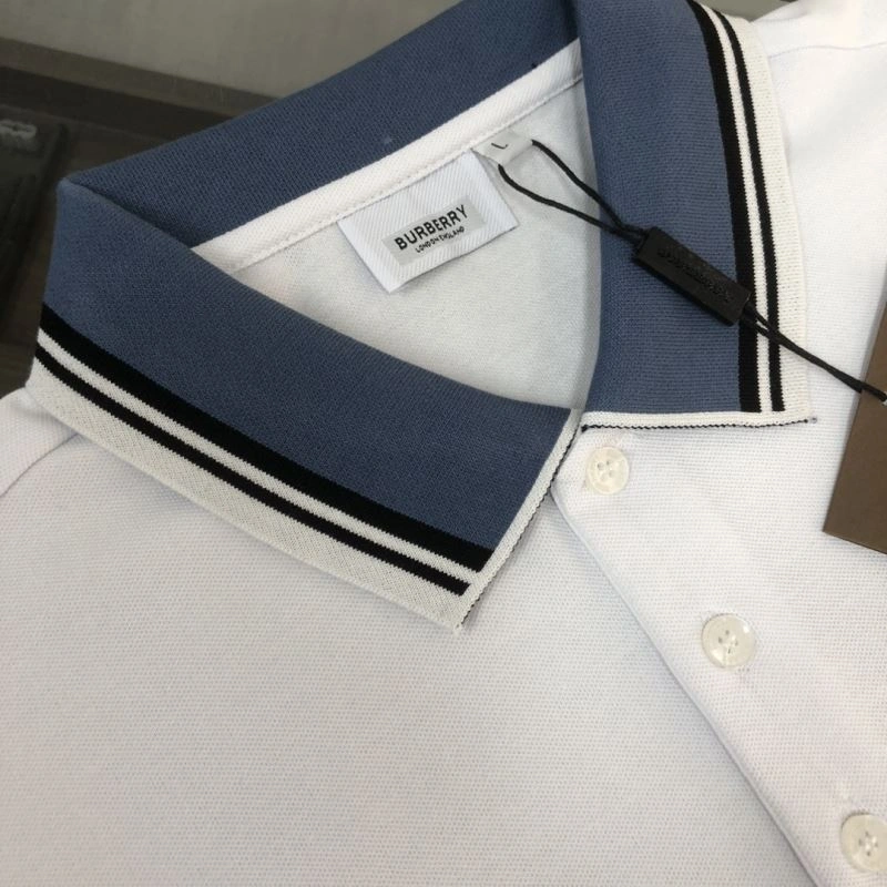 Burberry T-Shirts Neat 105110