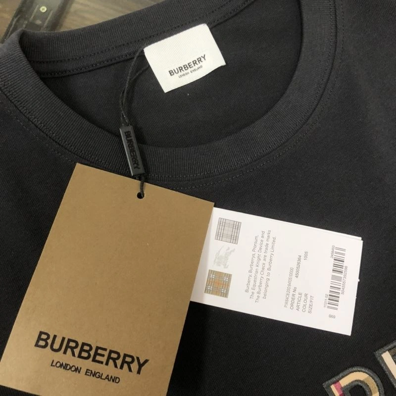 Elegant Burberry T-Shirts 105082