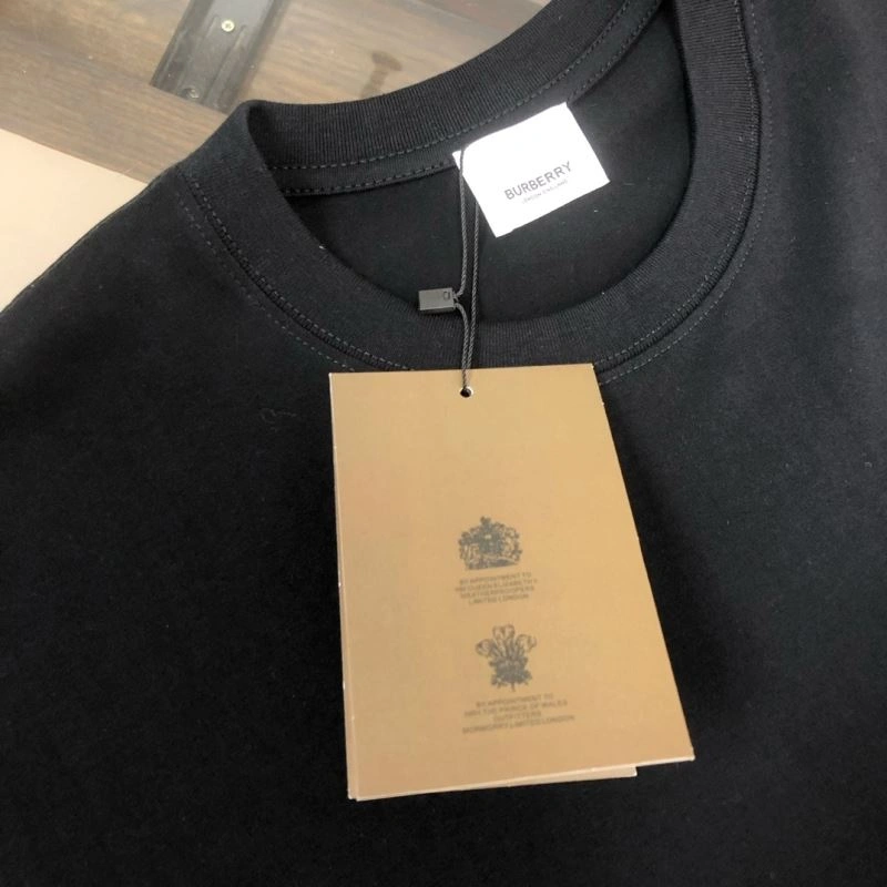 UrbanChic Burberry T-Shirts 105073
