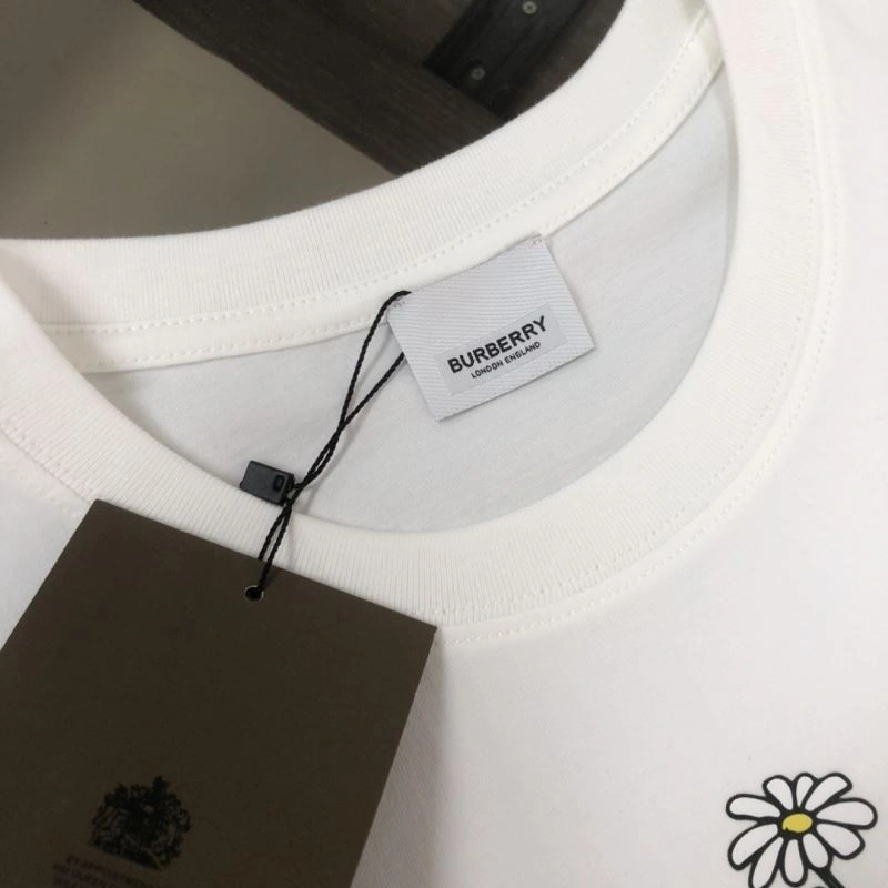 Burberry T-Shirts Snug 105059