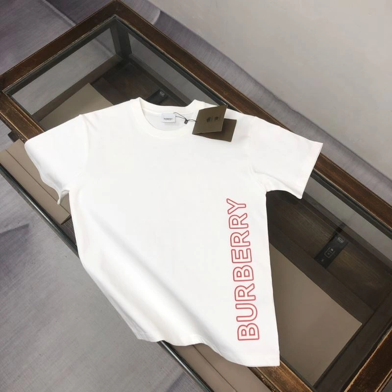 Burberry T-Shirts EasyMatch 105055