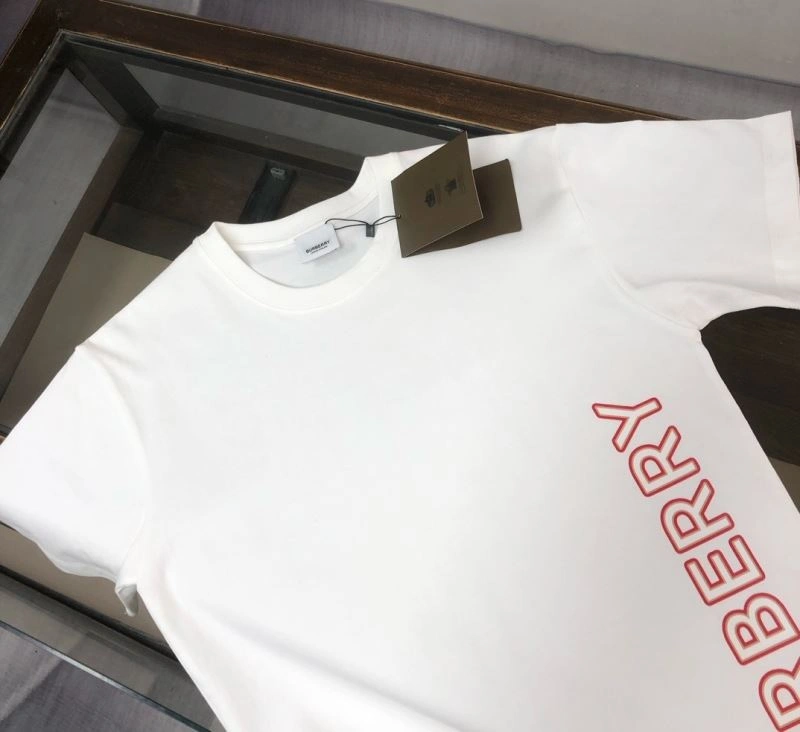Burberry T-Shirts EasyMatch 105055