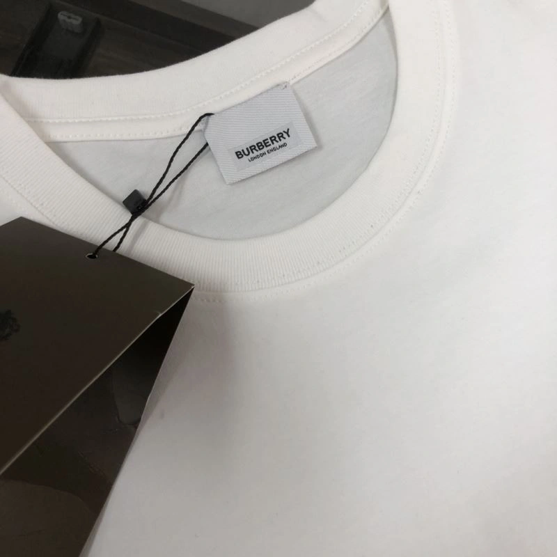 Burberry T-Shirts EasyMatch 105055