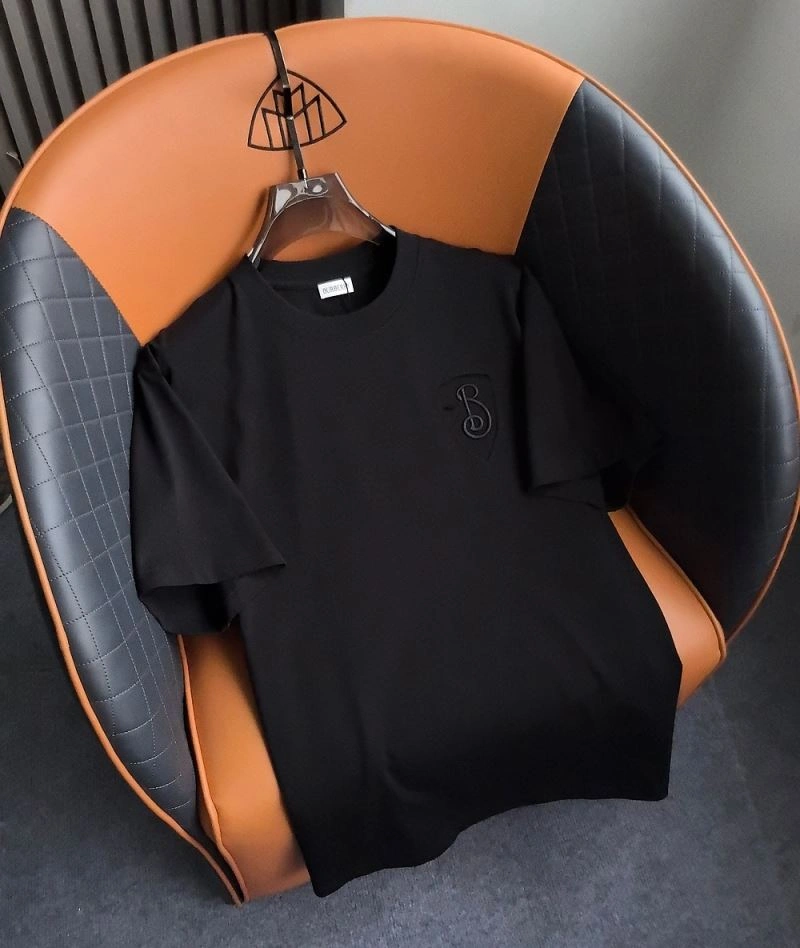 Effortless Burberry T-Shirts 105047