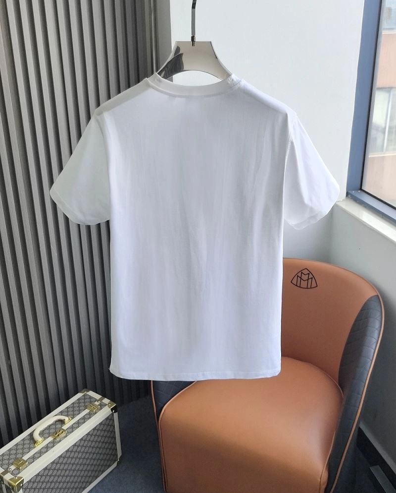 Burberry T-Shirts Sophisticated 105046