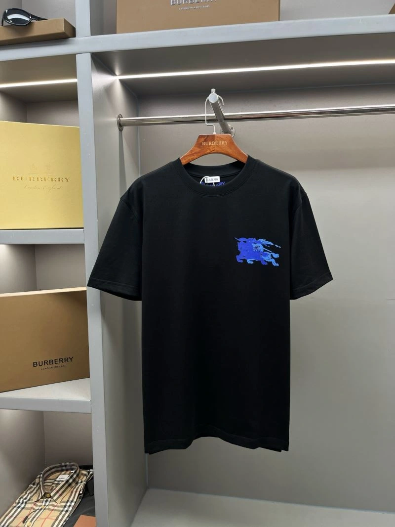 Burberry T-Shirts Lightweight 105044