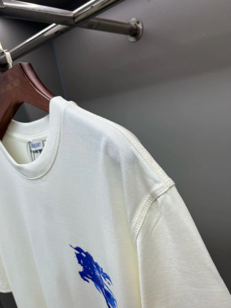 Breathable Burberry T-Shirts 105041