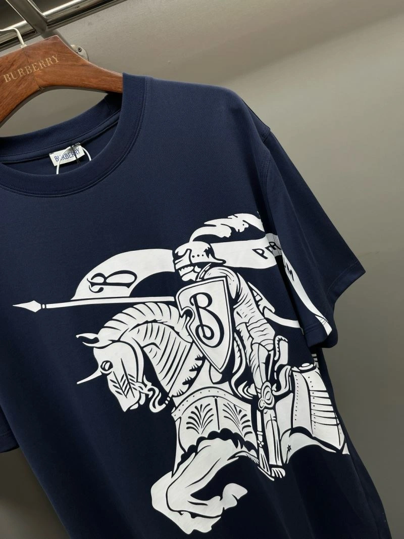 Burberry T-Shirts Comfortable 105042