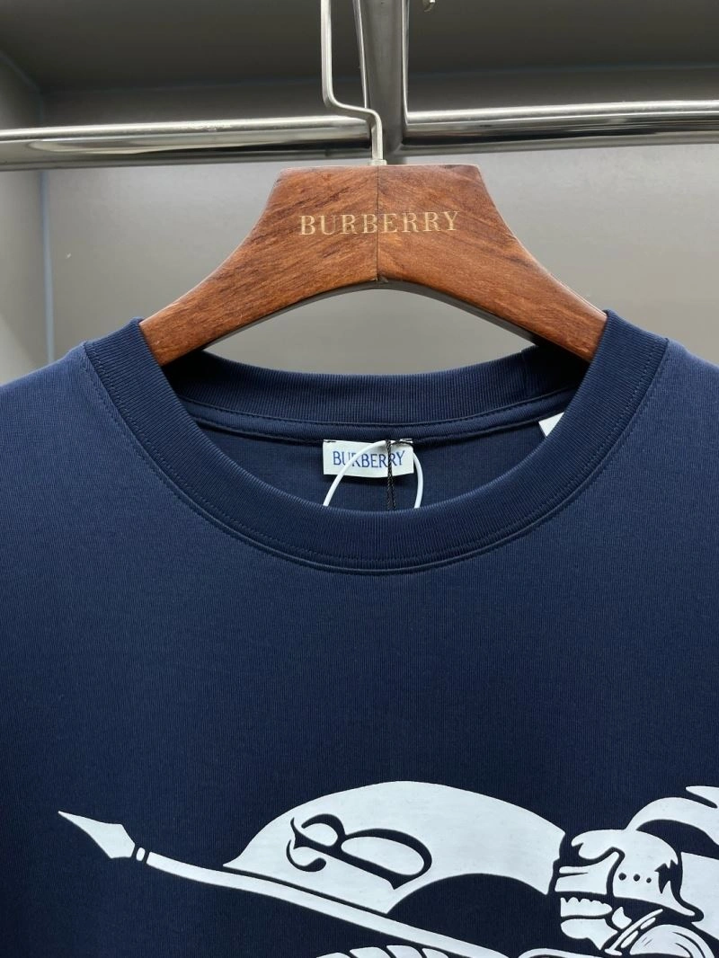 Burberry T-Shirts Comfortable 105042