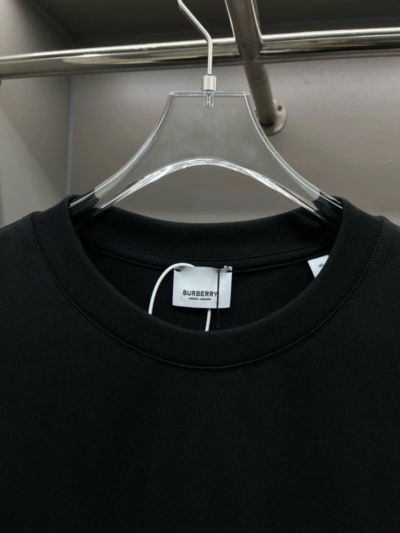 Lightweight Burberry T-Shirts 105034