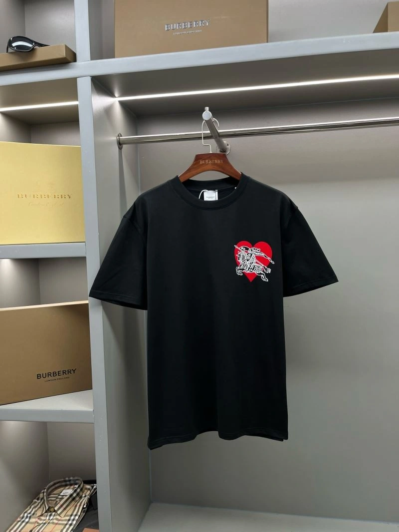 Burberry T-Shirts RelaxedFit 105064