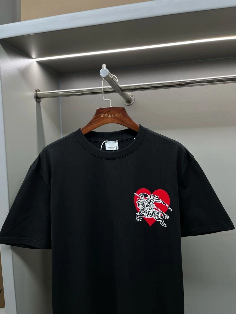 Burberry T-Shirts RelaxedFit 105064
