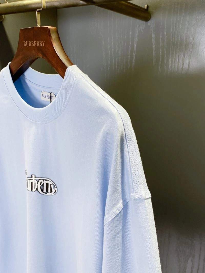 Compact Burberry T-Shirts 105022