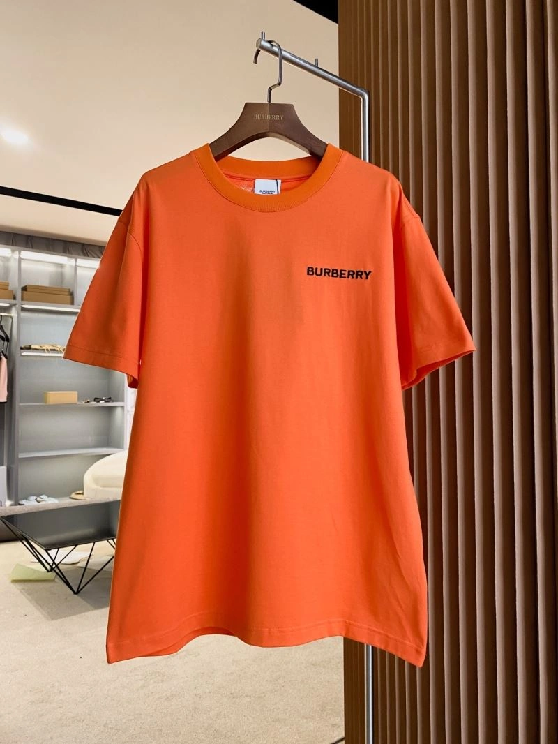 Sleek Burberry T-Shirts 105017