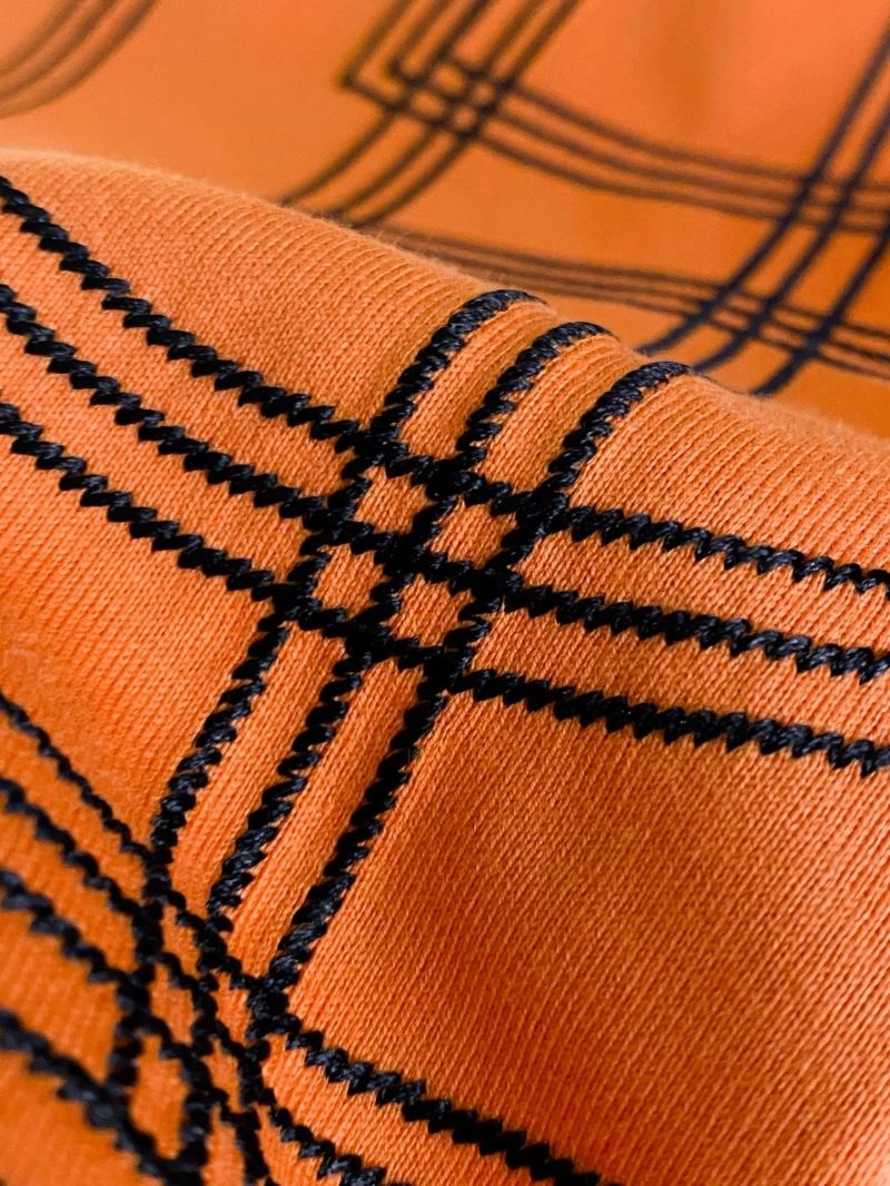 Sleek Burberry T-Shirts 105017