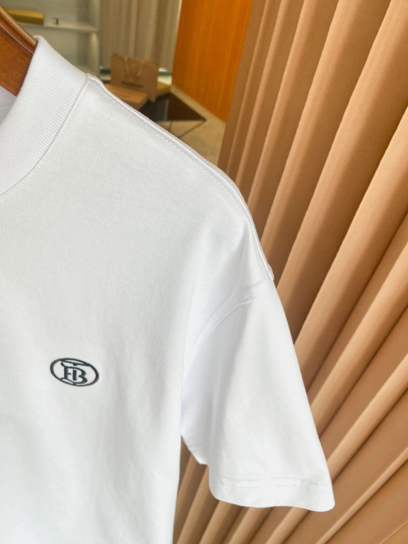 SmoothTexture Burberry T-Shirts 105007