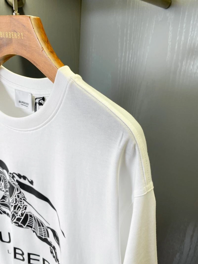 ComfortFit Burberry T-Shirts 104992