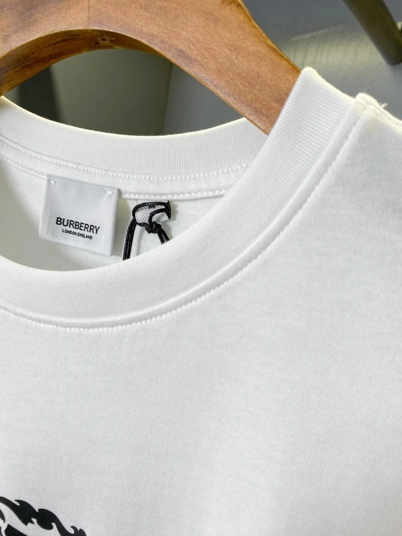 ComfortFit Burberry T-Shirts 104992