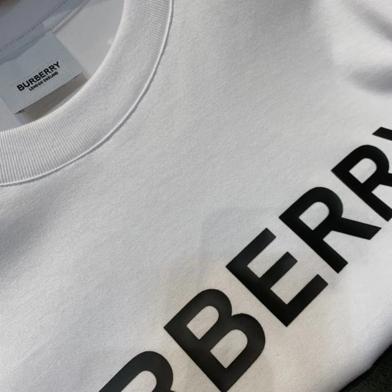 Stretchable Burberry T-Shirts 104987