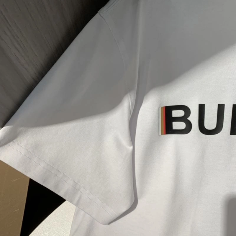 Stretchable Burberry T-Shirts 104987