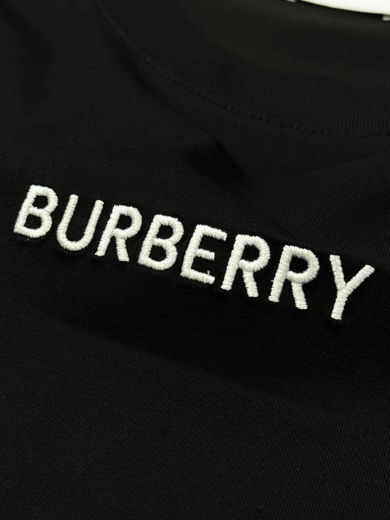 Burberry T-Shirts RelaxedFit 102583