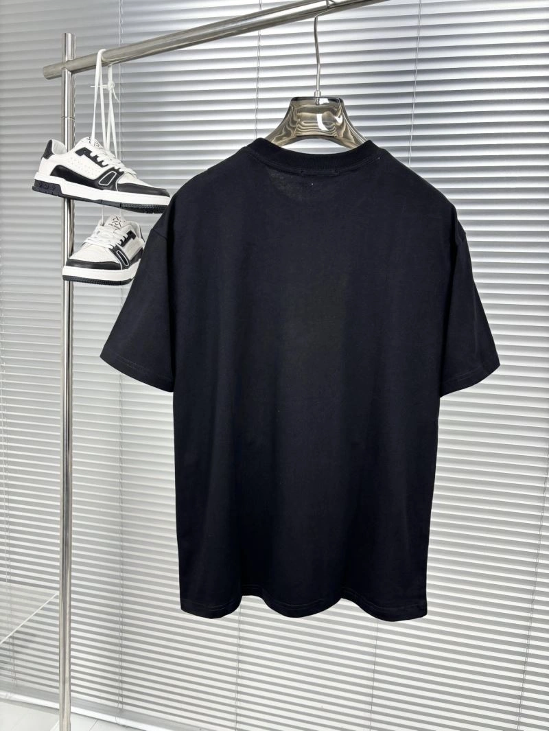 Burberry T-Shirts Lightweight 102631