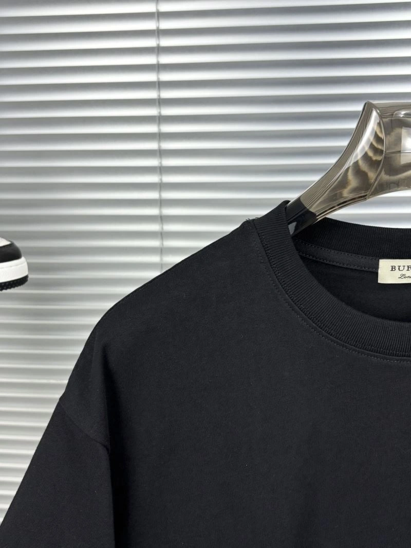 Burberry T-Shirts Lightweight 102631