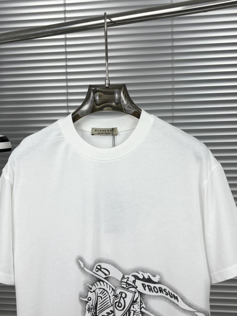 Seasonal Burberry T-Shirts 102593