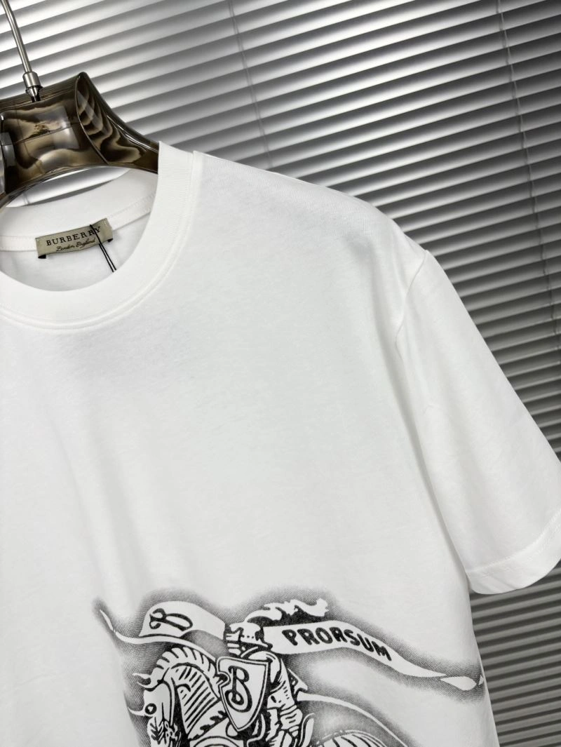 Seasonal Burberry T-Shirts 102593