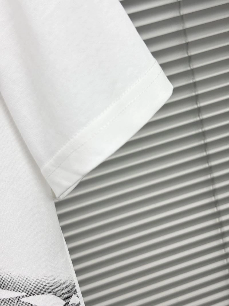 Seasonal Burberry T-Shirts 102593