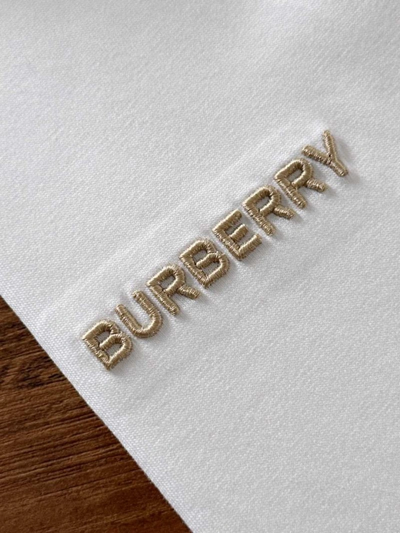 Reliable Burberry T-Shirts 102538