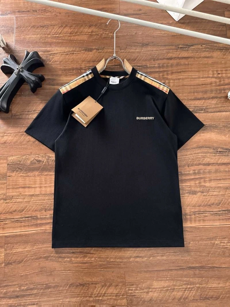 Burberry T-Shirts Functional 102571