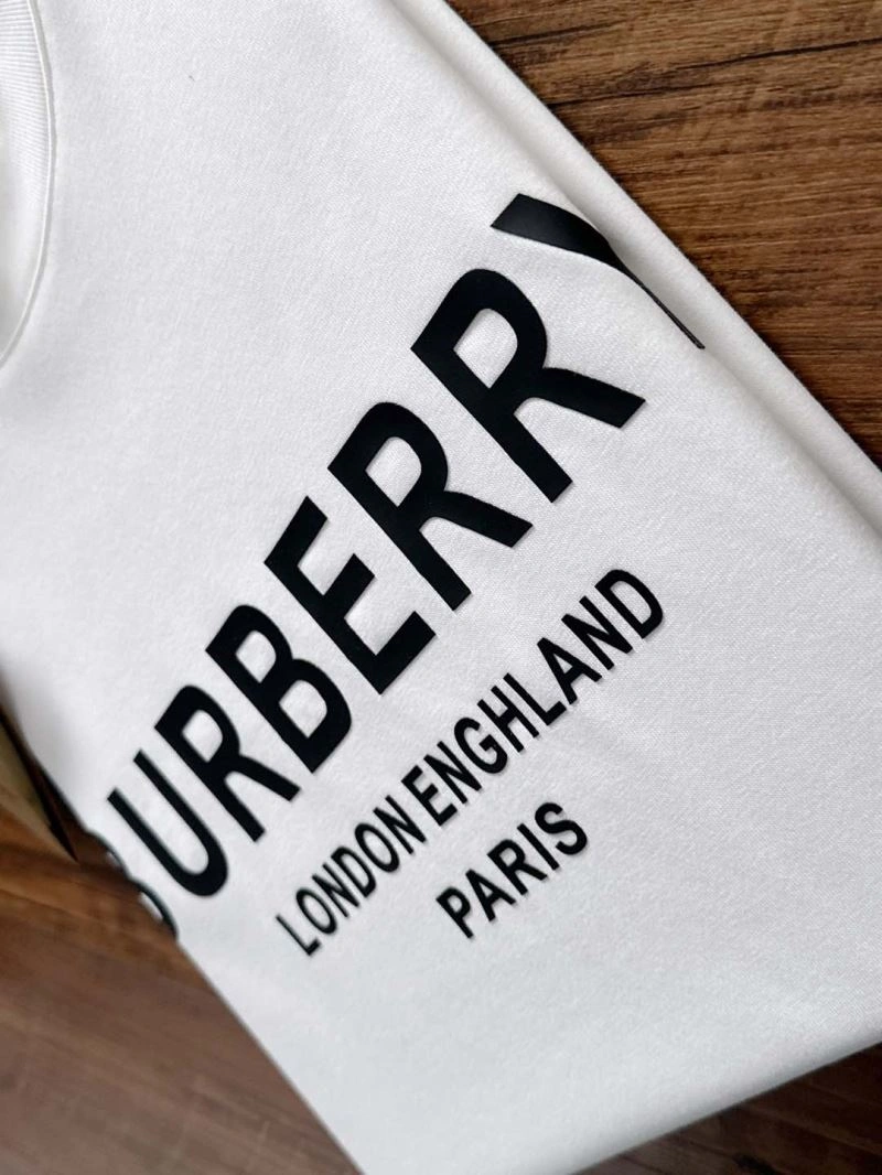 Burberry T-Shirts SunProtective 102616
