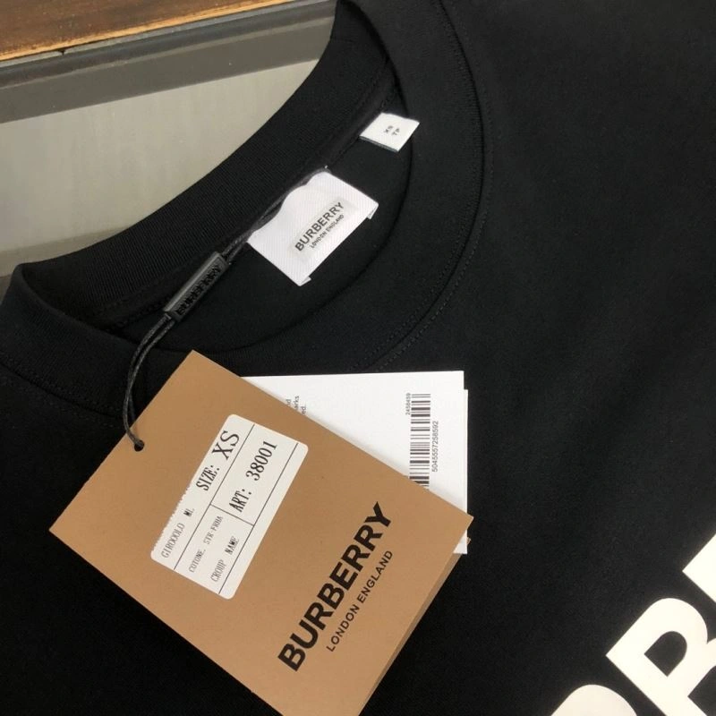 Neat Burberry T-Shirts 99135
