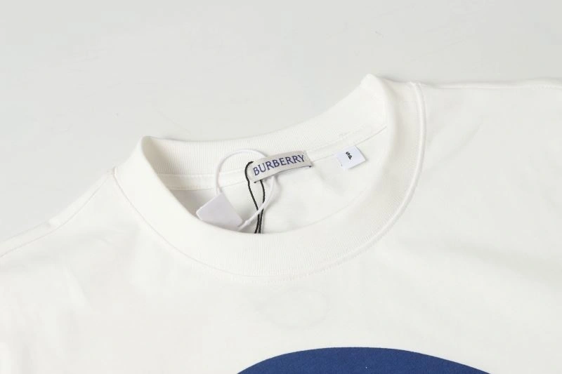 Unisex Burberry T-Shirts 102517